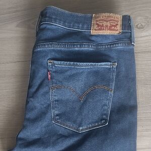 Levi's Classic Skinny High Rise Jeans Size 14
